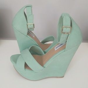 Steve Madden wedges
